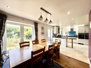 Kitchen Dining Family Room- click for photo gallery